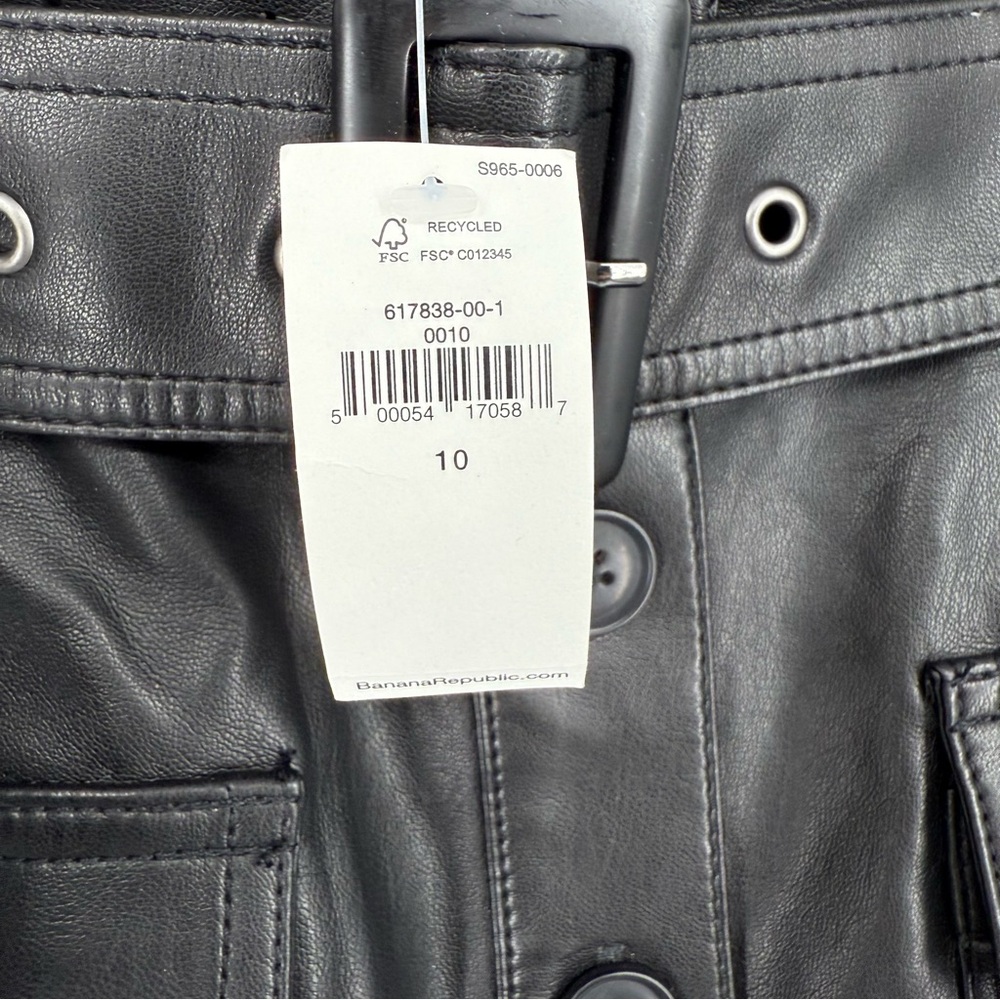 Banana Republic Vegan Leather Black Button-Up Mini Skirt Paperbag Waist Size 10 - Picture 4 of 7
